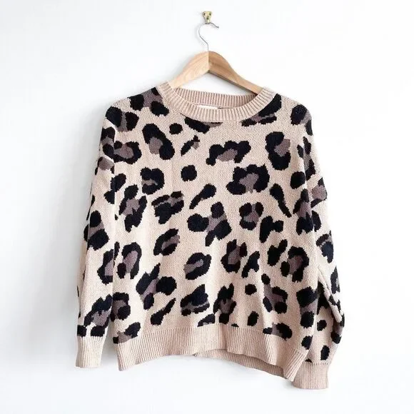 Adora // leopard sweater // Size large // EUC - Picture 2 of 11
